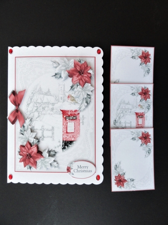 Lace Christmas 56 by Valerie Spowart