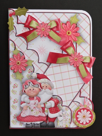Its Christmas  Scalloped Pocket Card Bumper Kit #1 by Valerie Spowart