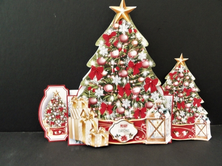 Shaped Christmas Tree Mini Page Kit by Valerie Spowart