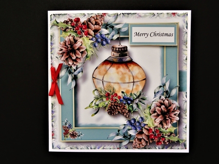 Gorgeous Christmas Lanterns Bumper Kit by Valerie Spowart