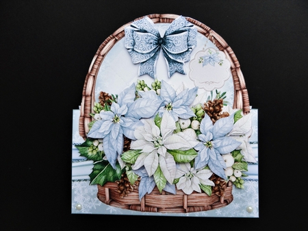 Christmas Basket 04 Shaped Mini Page Kit by Valerie Spowart