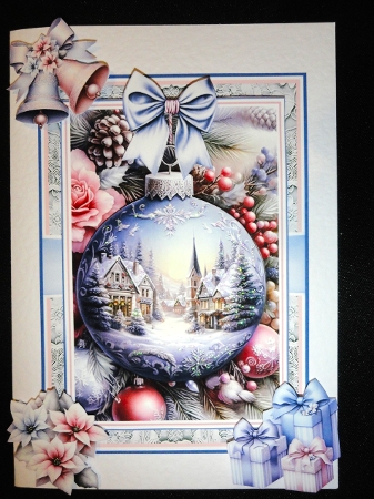cup1391240_58488 - Festive Baubles With Set Of 4 Toppers