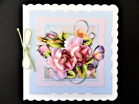 Scallop Topper Gorgeous  English Roses by Valerie Spowart