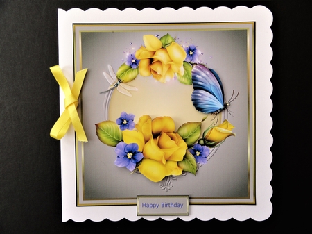 Yellow rose by Valerie Spowart