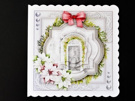Christmas Pyramage mini kit 28 by Valerie Spowart