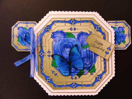 3D Roses & Butterfly Pyramage Octagonal Floral Mini Kit by Valerie Spowart