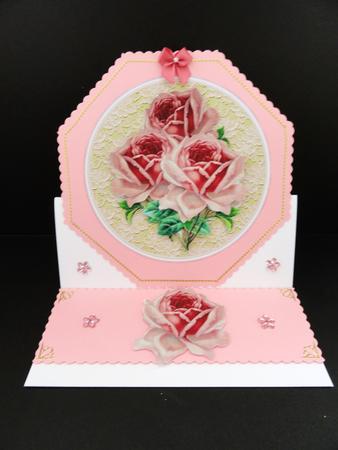 Vintage Roses on Circle Lace by Valerie Spowart