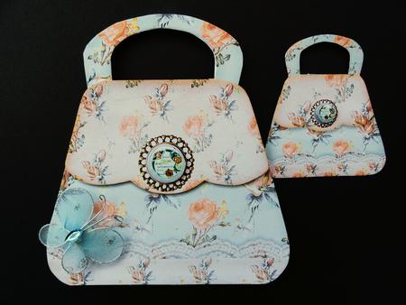Handbag Card Vintage Flowers by Valerie Spowart