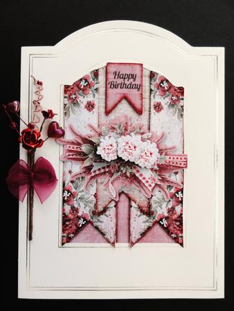 A5 Cardtopper Red White Flowers 332 by Valerie Spowart