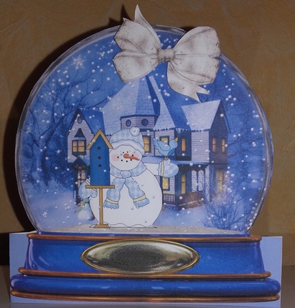 SNOW GLOBE SNOWMAN QUICK CHRISTMAS CARD by Wanda Lipski