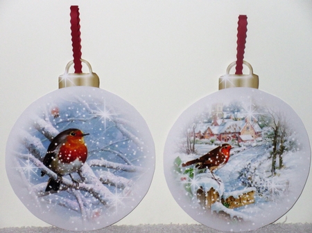 Robin Bauble by Wayne Swan