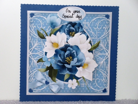 Magnolia Cluster - Fancy Frame Card Mini Kit by Wayne Swan