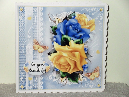 Bouquet Vintage Blue and Yellow Roses Mini Kit by Wayne Swan