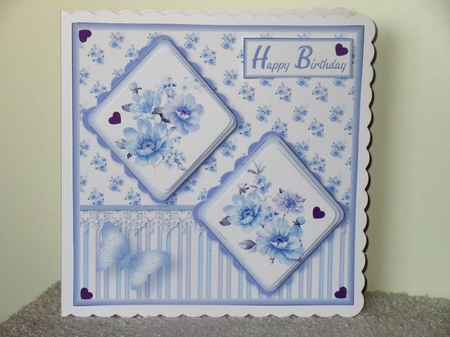 Dainty Posies - Double Diamond Card Mini Kit by Wayne Swan