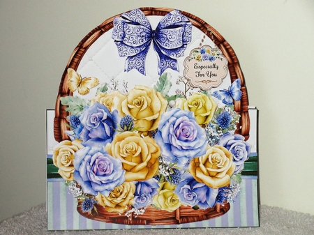 Rose Basket 02 Shaped Mini Page Kit by Wayne Swan