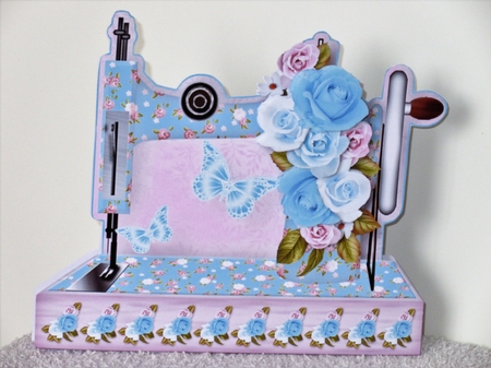 Summer Roses - Sewing Machine Card Mini Kit by Wayne Swan