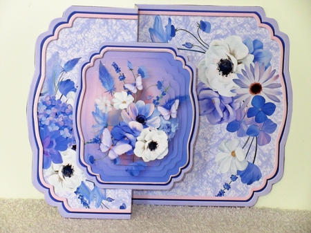 Purple Flowers - Foldback Card Mini Kit by Wayne Swan