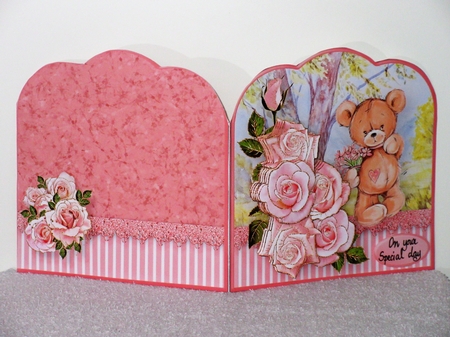 Teddy and Roses - Scallop Top Card Mini Kit by Wayne Swan