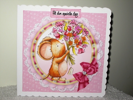 8x8 little mouse with flowers for you mini kit by Wayne Swan