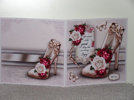 Roses with Cream Elegant Shoes Card Mini Kit by Wayne Swan
