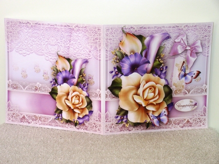 Violet Cream Bouquet Card Mini Kit by Wayne Swan
