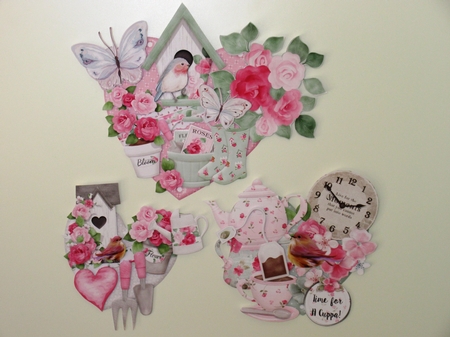Garden Beautiful Hanging Hearts Trio. by Wayne Swan