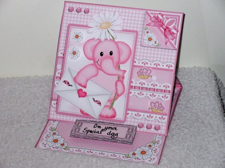 3D Easel Card Mini Kit - Pretty in Pink - Lola Elephant has a Love Letter by Wayne Swan