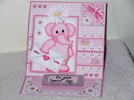 3D Easel Card Mini Kit - Pretty in Pink - Lola Elephant has a Love Letter by Wayne Swan