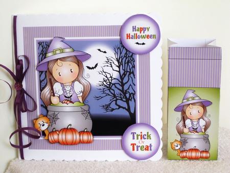 Halloween Chloe Min Kit Topper and Treat Box by Wayne Swan