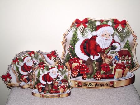 Christmas Santa Claus with Gifts by Wayne Swan