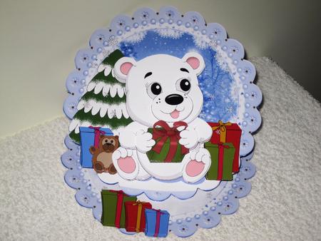 Polar Bear Scalloped Round Easel Card Mini Kit by Wayne Swan