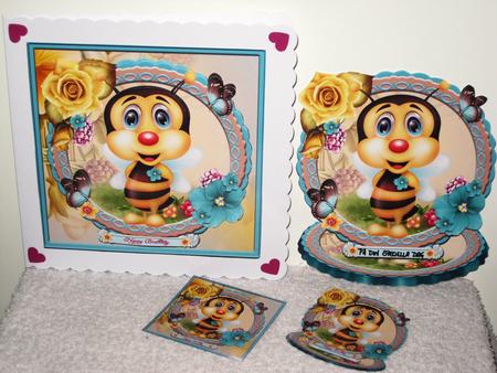 Cute Bee Mini Kit by Wayne Swan