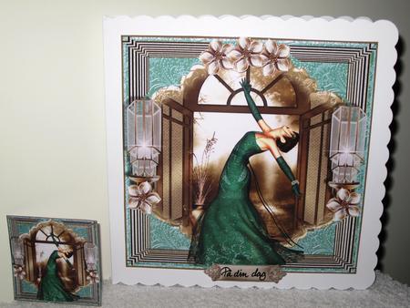 The Deco Beauty Topper by Wayne Swan