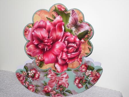 Gorgeous Shabby Chic Wobble Card Kit by Wayne Swan