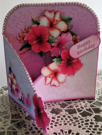 Pretty Hibiscus - Crossover Gatefold Card Mini Kit by Wendy De Winter