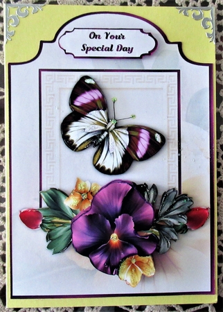 Pansyful Passion - Shaped Card Front with Step-by-Step by Wendy De Winter