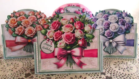 Heart Of Roses Tent Card Bumper Kit-2 by Wendy De Winter