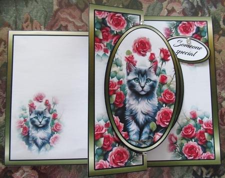 FBG Kitten with roses by Wendy De Winter