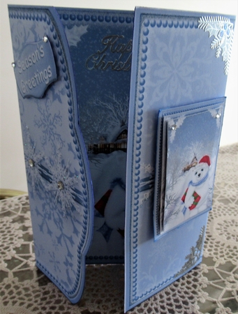 Bearing Gifts Tuck-in Gatefold Mini Kit by Wendy De Winter