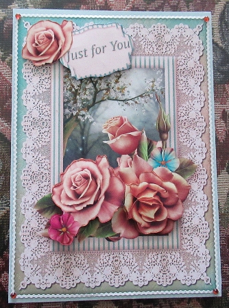 Lacy Lovelies A5 - Champagne Roses by Wendy De Winter