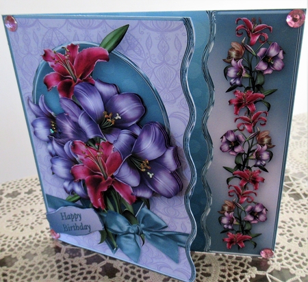 Lily Bouquet - Wavy Offset Card Mini Kit by Wendy De Winter