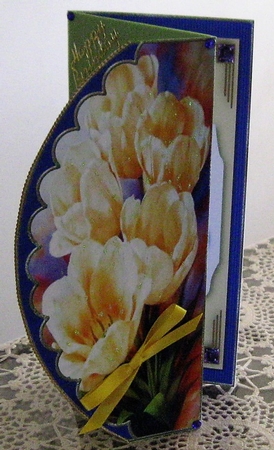 Crocus Tri-Fold Quick Card by Wendy De Winter