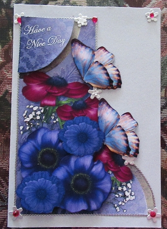 Shaped card Over The Edge Anemones by Wendy De Winter