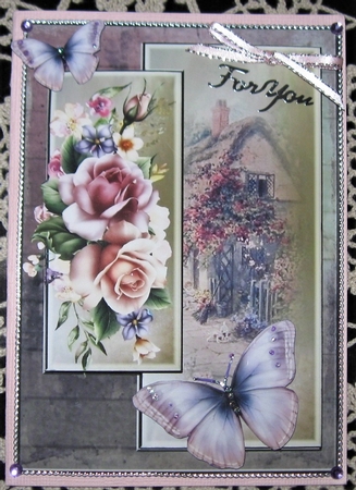 A5 roses cardfront by Wendy De Winter
