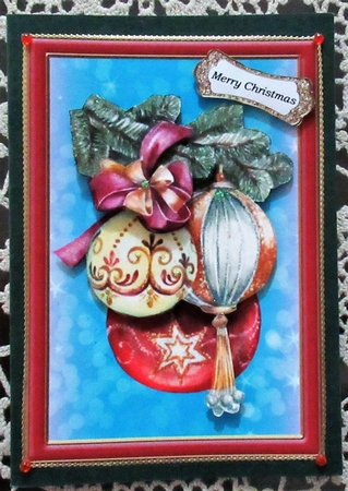 Vintage Bauble 1 by Wendy De Winter