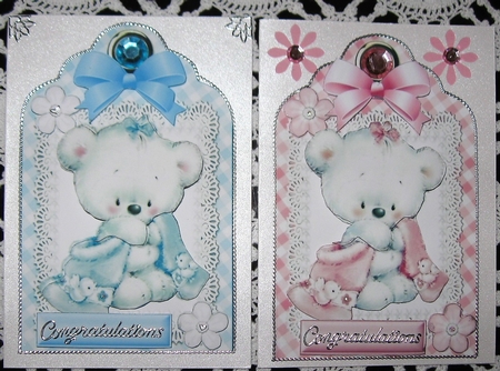 4 Cute little white teddy bears in pink/blue toppers mini kit by Wendy De Winter