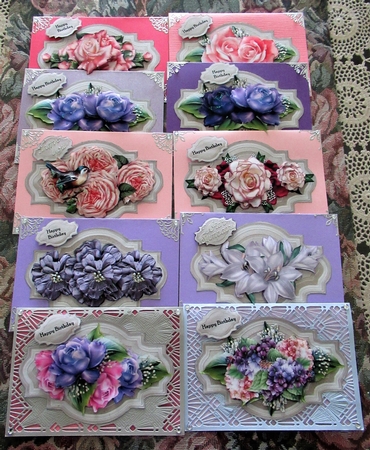 Bumperkit 10 Shields With Roses & Flowers by Wendy De Winter