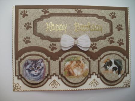 Cats Scalloped Edge Card Front by Wendy Smith
