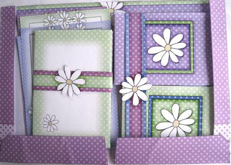 Pretty Daisy Stationery Set in Sorbet Blueberry Colours by Wynona Oneil