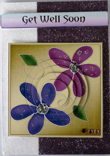 Daisy Daisy Circle Pyramage Topper by Wynona Oneil